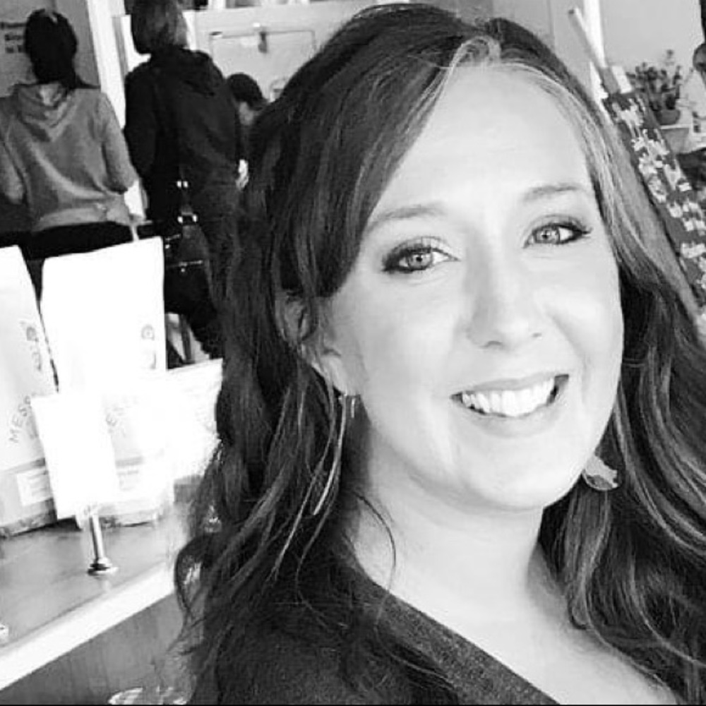 Meet your Posher, Dena